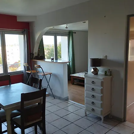 Apartamento T2 Renove Avec Parking Prive A Proximite De Lyon Pierre-Bénite Exterior foto